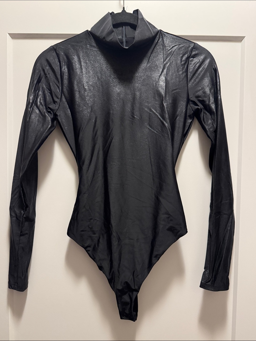 naked wardrobe Black Long-Sleeve One-Piece Thong Snap Bodysuit. S
